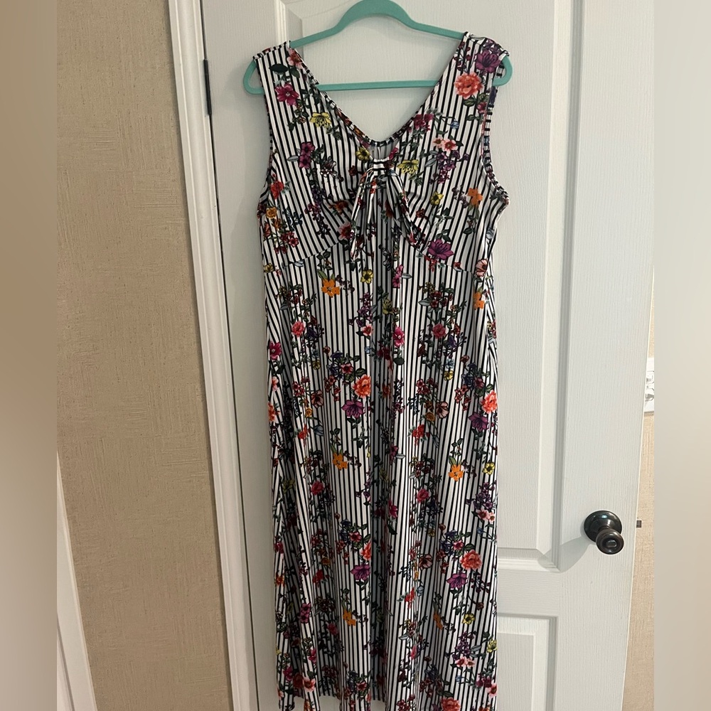 Nina Leonard Black and White Floral Maxi Dress